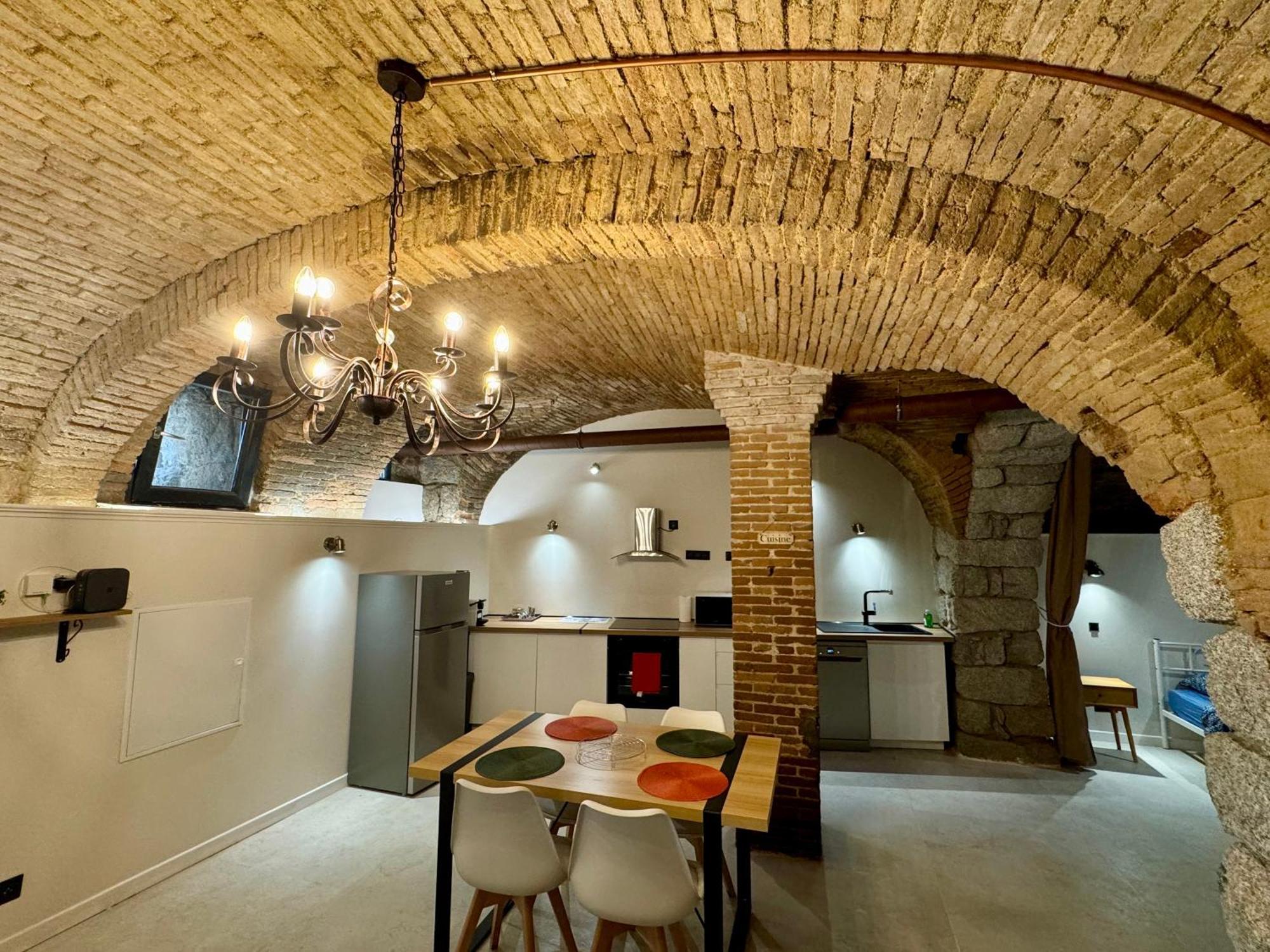 Loft De Charme En Centre Ville Sartène Buitenkant foto